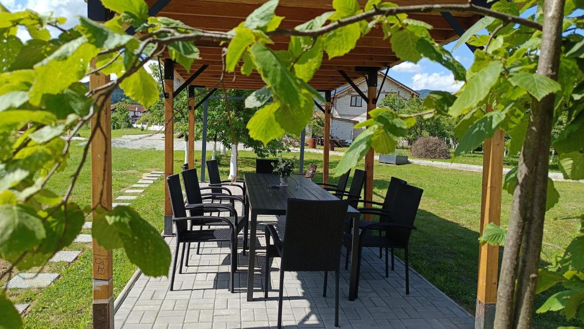 Sun Garden Glamping Domes Hotel Calimanesti Exterior photo